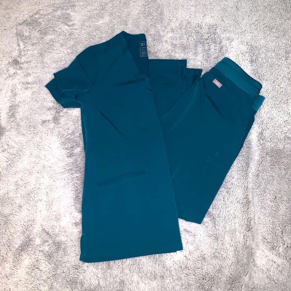 FIGS Caribbean Blue scrub set XS / XSP